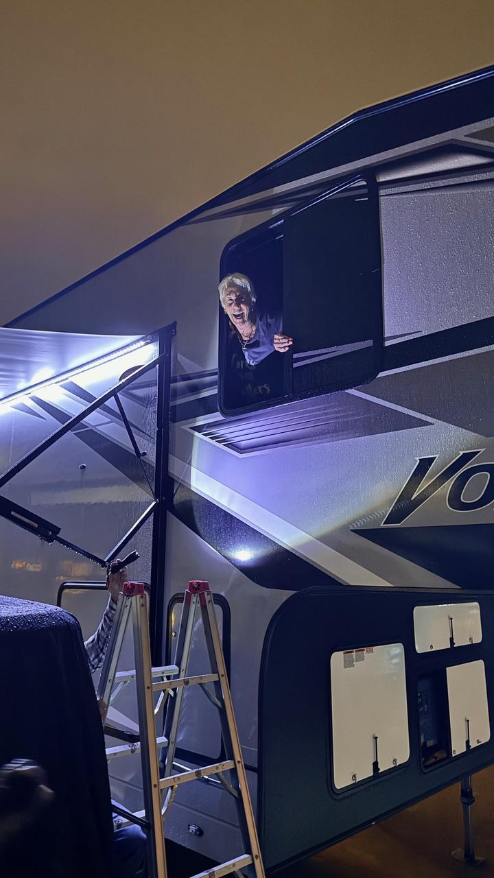 Jan had to climb thru the window when Jim and Michelle got locked out!